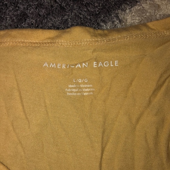 NWOT american eagle golden/yellow t-shirt - Picture 3 of 3